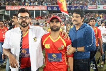 Telugu Warriors vs Chennai Rhinos Final Match Photos